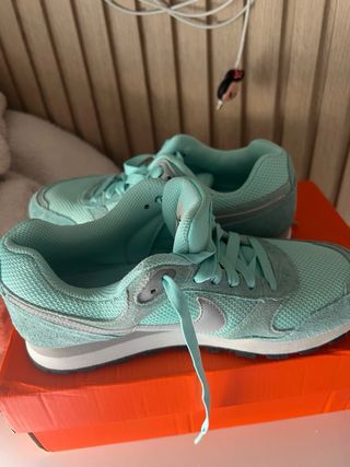 Zapatillas Nike Talla 36 , súper nuevas