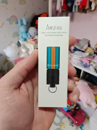 Linterna Olight i1R2 Pro Roadster