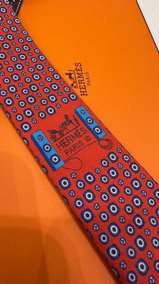 Cravatta Hermès Special Edition Rossa