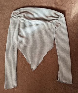 Camiseta gris manga larga