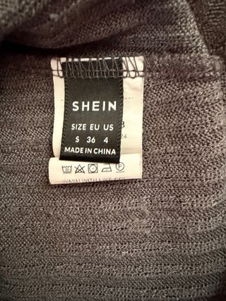 Camiseta gris manga larga