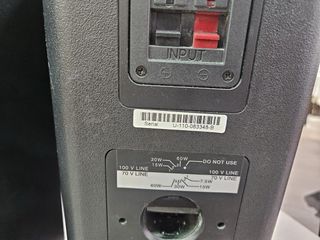 Altavoces Yamaha Negros