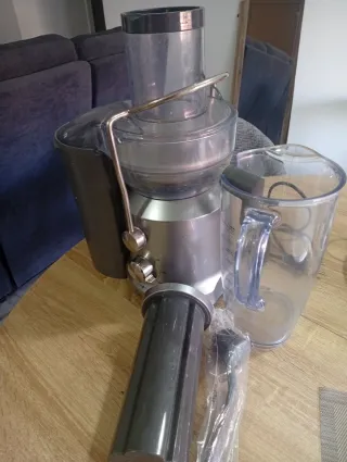 Extractor de jugos Sage Nutri