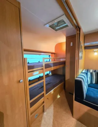 Caravana Dethleffs Camper 6 plazas + Mover