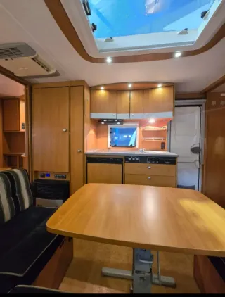 Caravana Dethleffs Camper 6 plazas + Mover