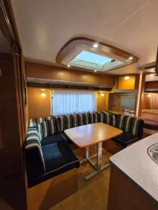 Caravana Dethleffs Camper 6 plazas + Mover