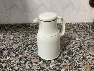 Jarra Termo Blanca líquidos calientes y fríos