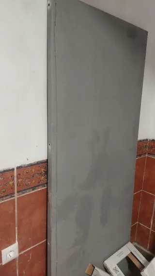 Puertas metálicas con rejas