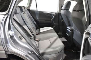 TOYOTA RAV4 2.5 HYBRID 220 H 2WD BUSINESS