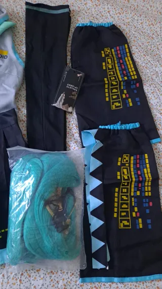 Disfraz Hatsune Miku con peluca.