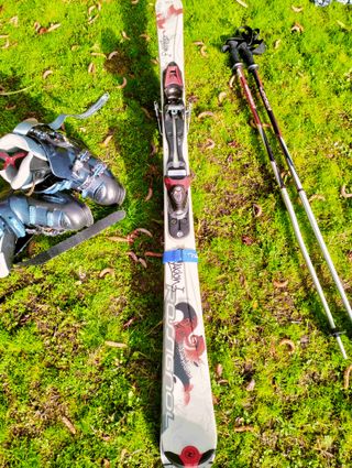 Attrezzatura sci donna completa