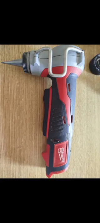 Máquina expansión tubería PEX Milwaukee