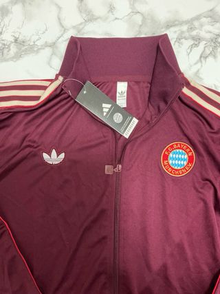 Conjunto Adidas FC Bayern Chaqueta y Pantalón