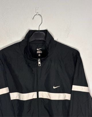 Chaqueta Cortavientos Nike Vintage Negra