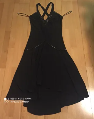 Vestido midi fiesta elástico negro