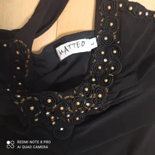 Vestido midi fiesta elástico negro