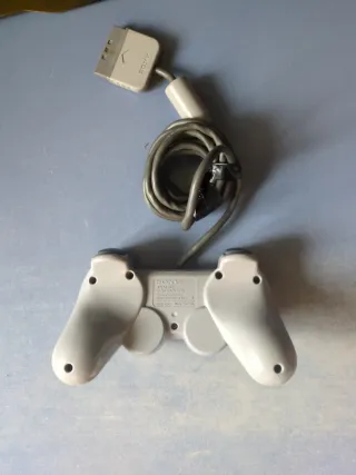 Modelo A mando PS2 gris DualShock 2