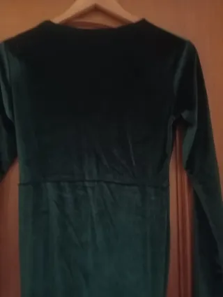 Vestido de fiesta nuevo  largo verde botella nuevo