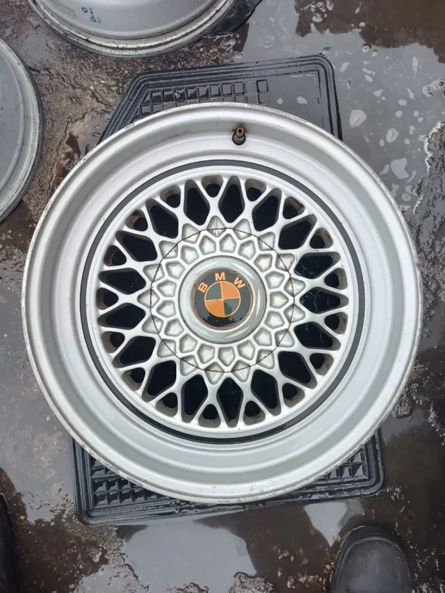 Llanta BBS BMW E34 16"