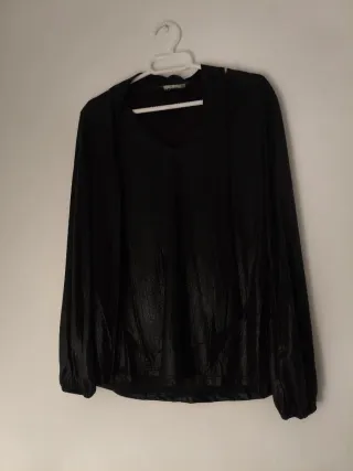 Camiseta negra manga larga