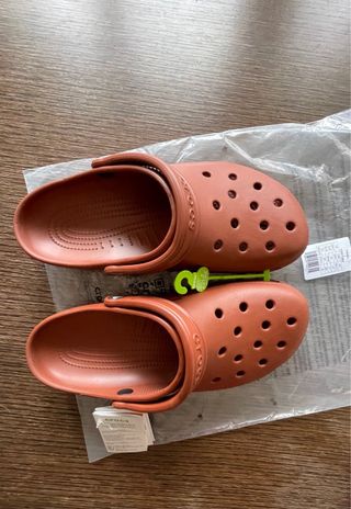 Zuecos Crocs Classic U-Color Rust Talla 42-43