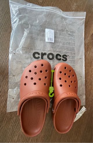 Zuecos Crocs Classic U-Color Rust Talla 42-43