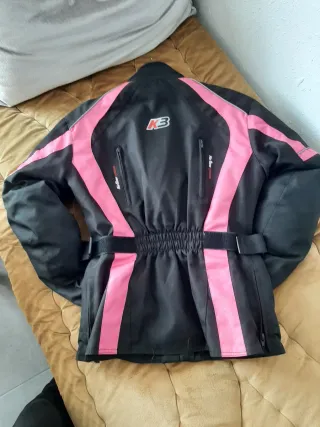 Chaqueta K3 Negra y Rosa
