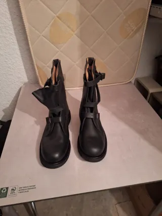 Botas militares negras