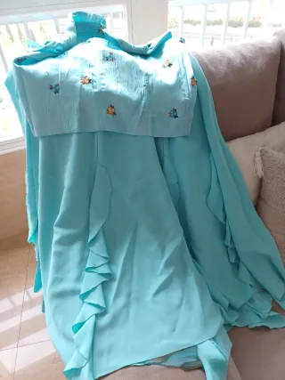 Conjunto falda y top azul Turquesa.