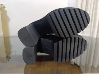 Botines Bershka negros tacón plataforma