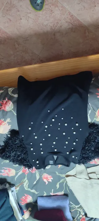 Pantalones y casimsetas Talla S y M