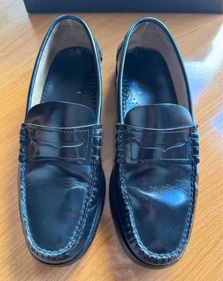 Mocasines negros de piel