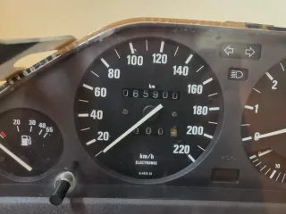 Cuadro BMW E30 325i Pre