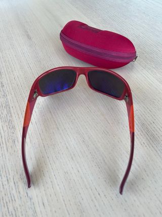 Gafas de sol Camper rojas y negras