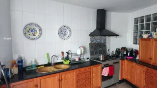 Cocina madera y fogones gas