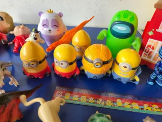 Lotto 48 Giocattoli Vari + Contenitore Lego