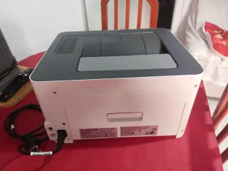 Impresora HP Color LaserJet 150w poco uso