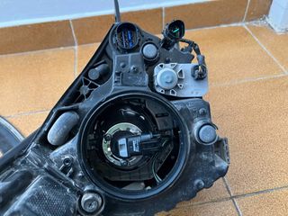 Faro Izquierdo Kia Niro