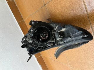 Faro Izquierdo Kia Niro