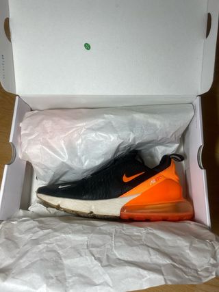 Zapatillas Nike Air 270 (PRECIO NEGOCIABLE)