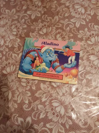 Libro Aladino Pop-Up Favoritos