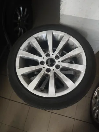 Juego Llantas BMW con Neumático