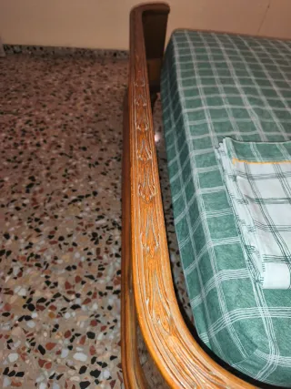 Cama antigua de madera 135cm