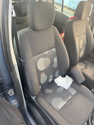 ASIENTO DELANTERO DERECHO RENAULT MODUS 1.5DCI