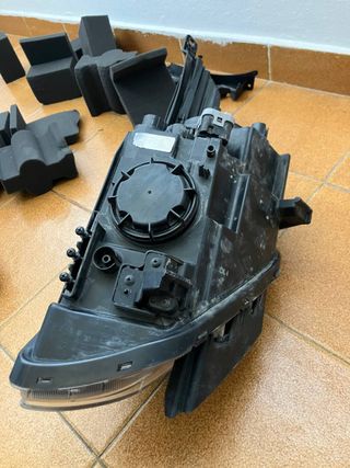 Faro Derecho Kia Niro