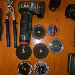 Taladro y radial Parkside con 3 baterias, cargador