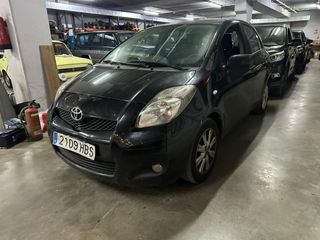 Toyota Yaris 2011