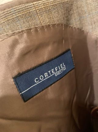 Traje de chaqueta beige talla 52