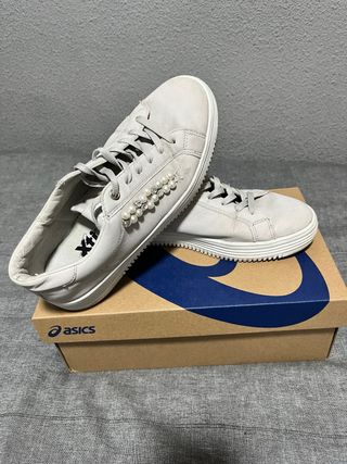 Zapatillas XTI casual con abalorios