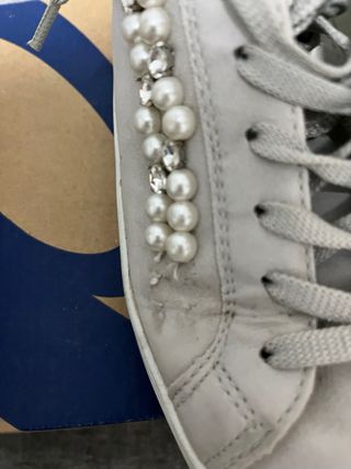 Zapatillas XTI casual con abalorios